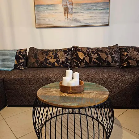 Gk Sunny Days Perea Apartman *